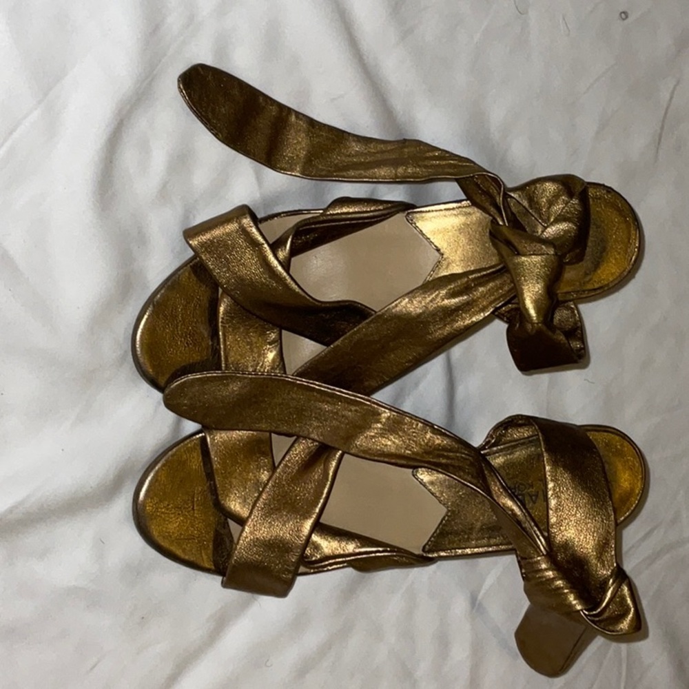 Sandals - Picture 2 of 5